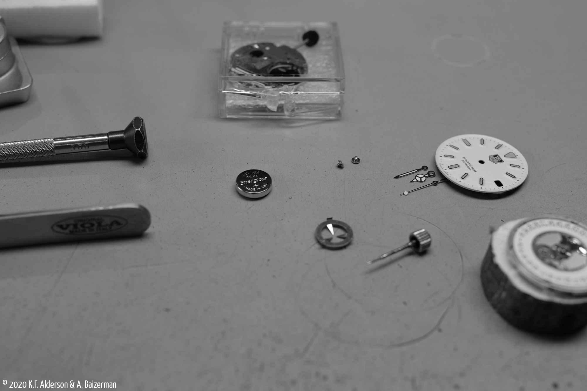 Quartz watch service